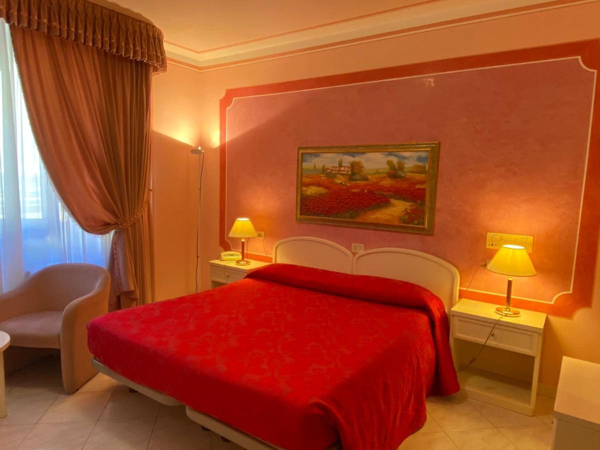 Hotel La Torre Castiglione del Lago Bagian luar foto