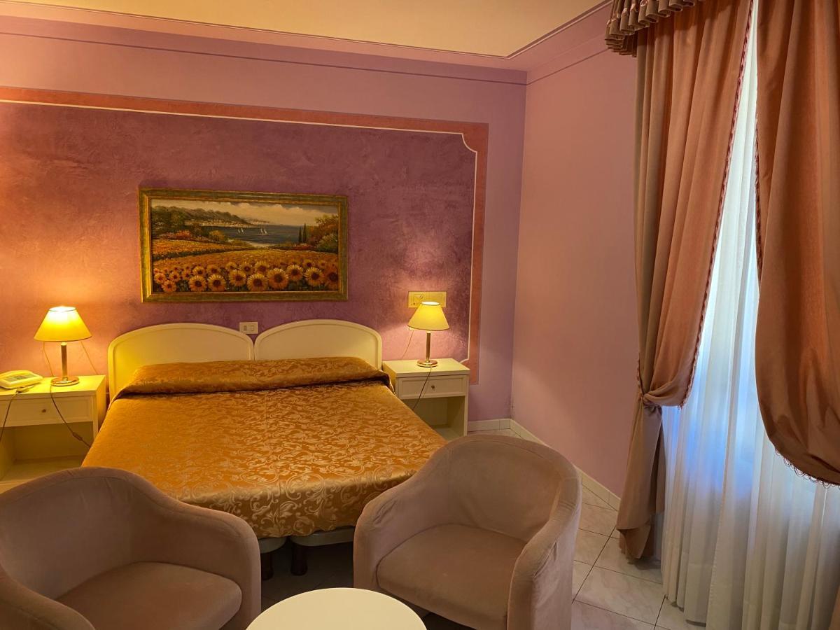 Hotel La Torre Castiglione del Lago Bagian luar foto