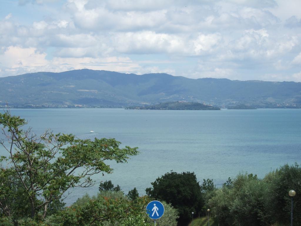 Hotel La Torre Castiglione del Lago Bagian luar foto