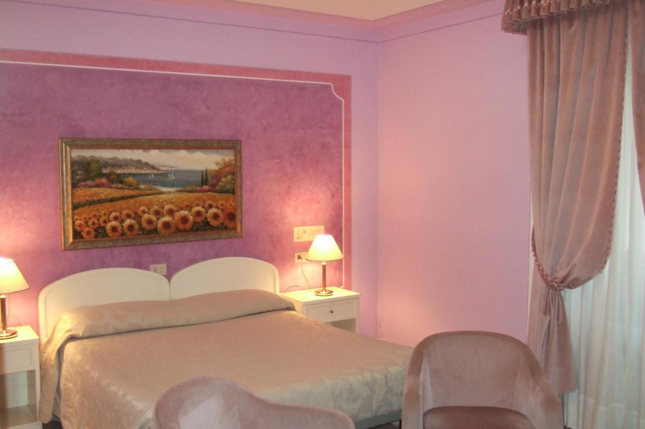 Hotel La Torre Castiglione del Lago Bagian luar foto
