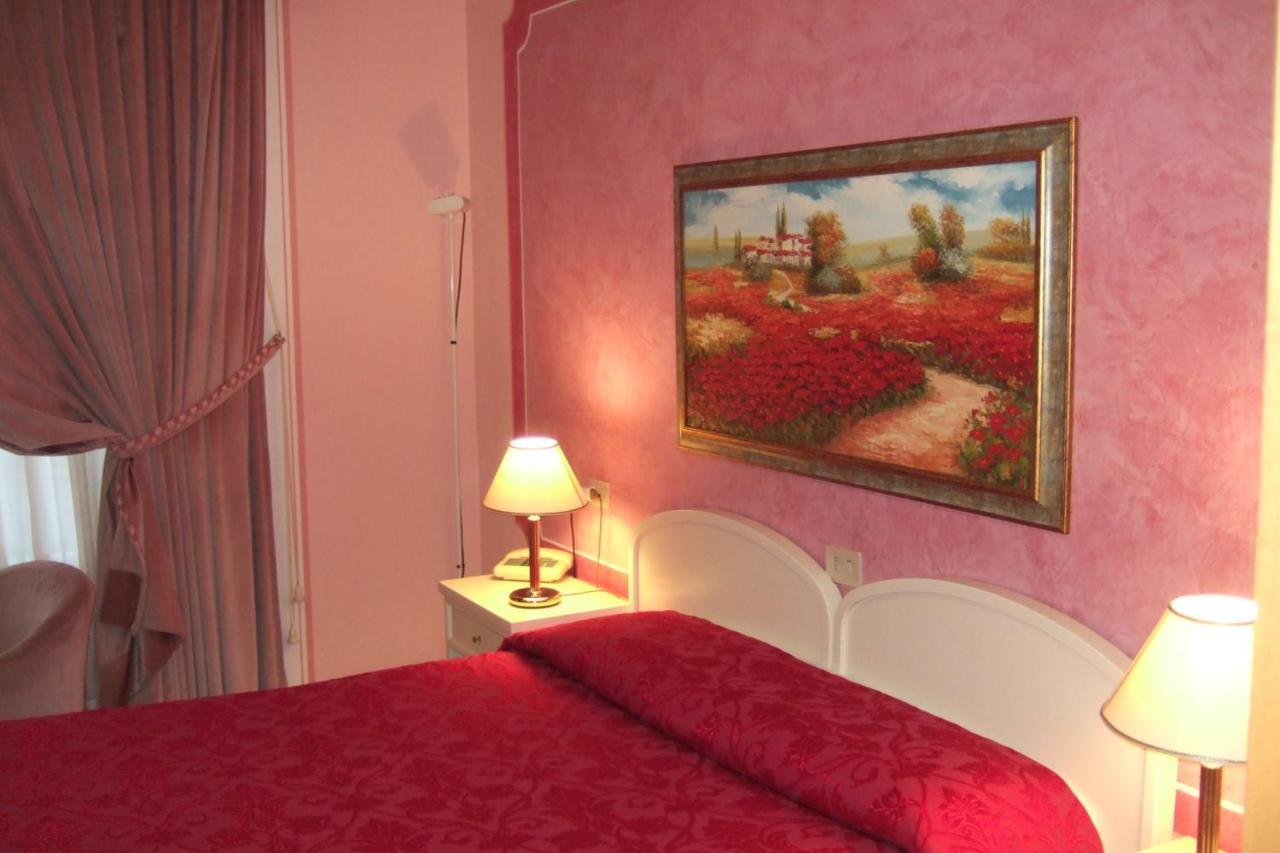 Hotel La Torre Castiglione del Lago Bagian luar foto